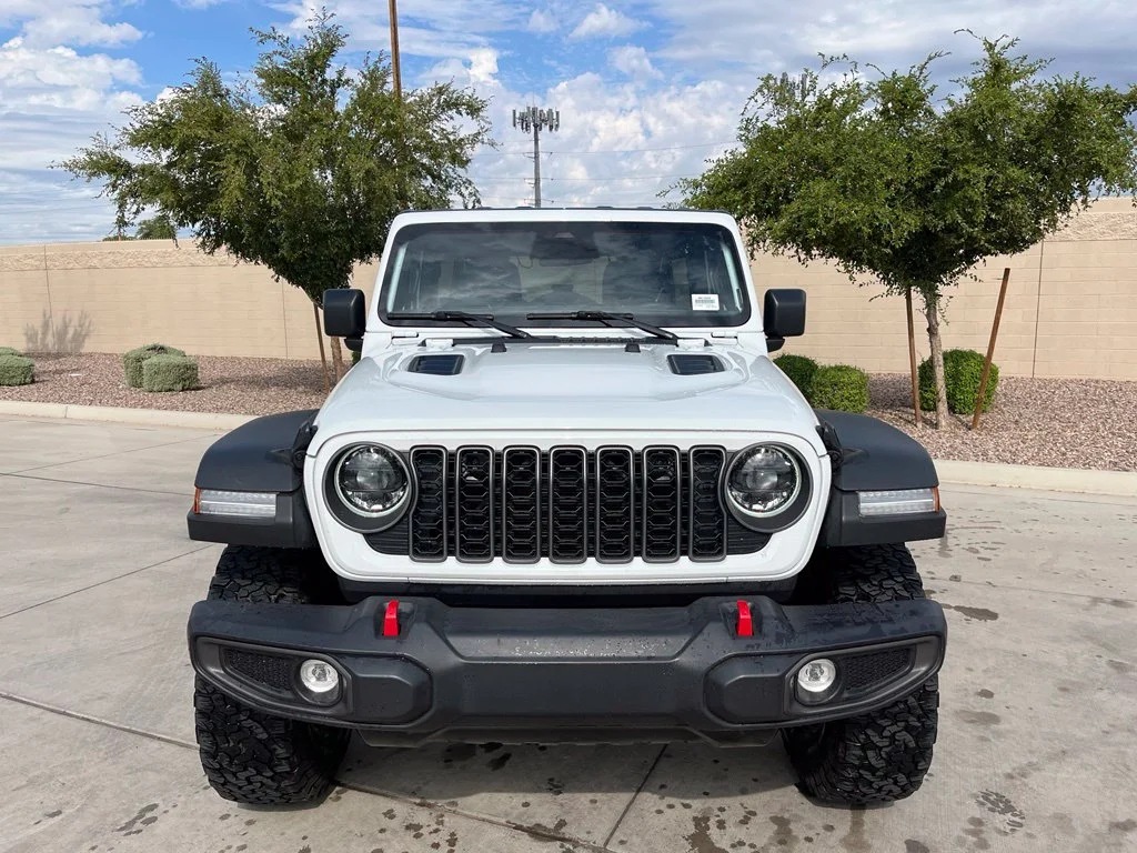 Certified Used 2025 White Jeep Rubicon image 3