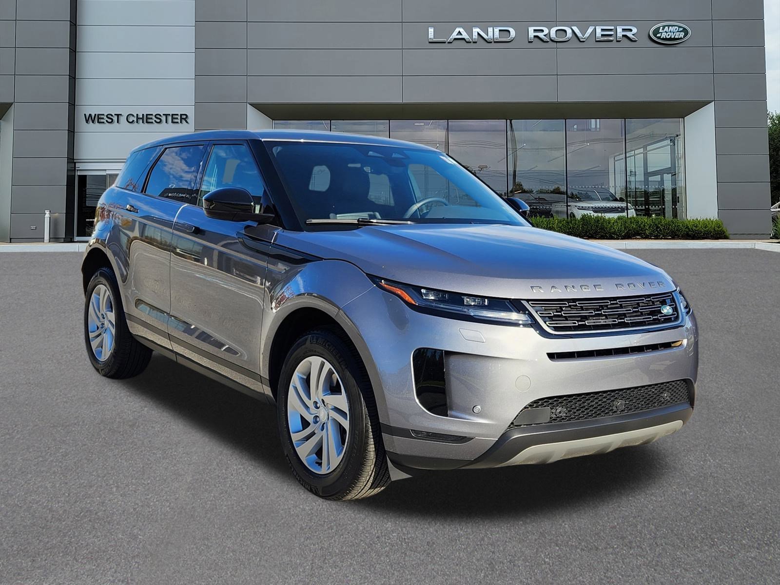 Used 2026 Eiger Grey Metallic Land Rover S image 2