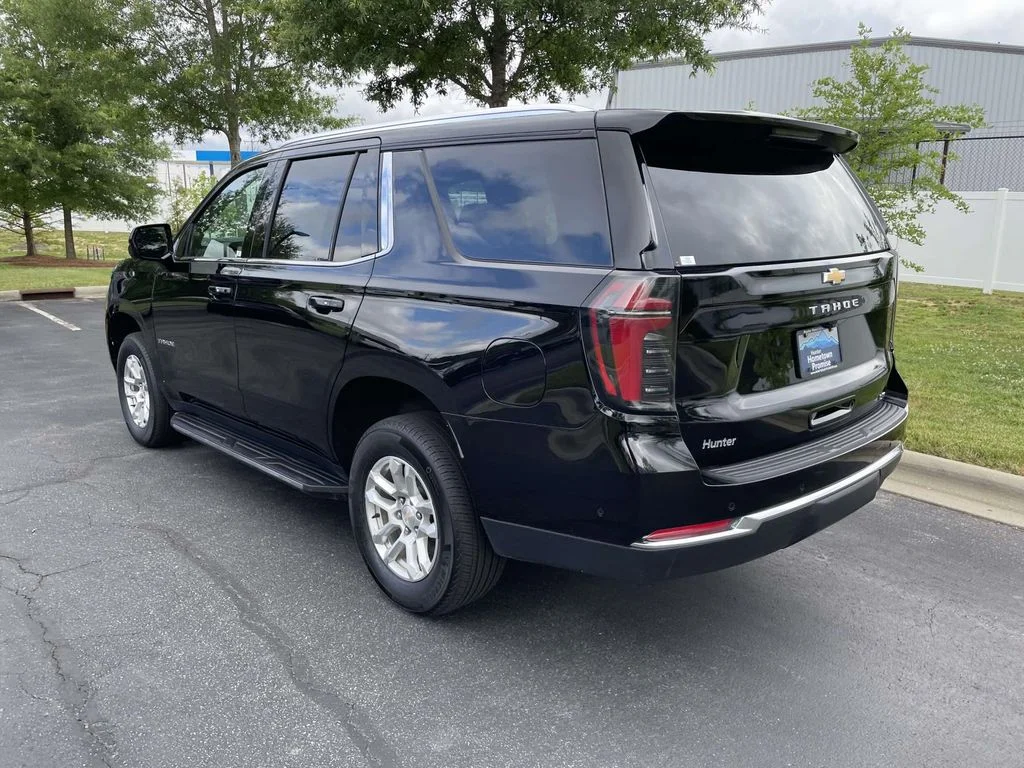 Used 2025 Black Chevrolet LT image 4