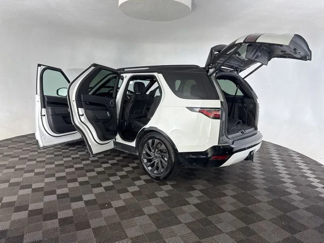 Used 2023  Land Rover S R-Dynamic image 16