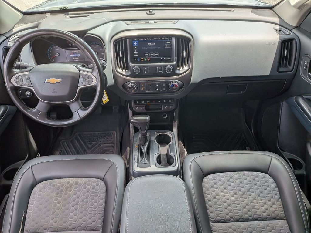 Used 2021 Gray Chevrolet Z71 image 26