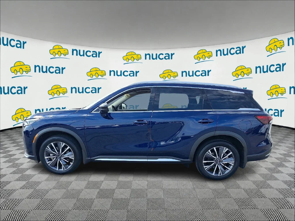 Used 2026 Blue INFINITI LUXE image 4
