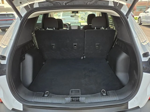 Used 2023 White Ford Active image 17