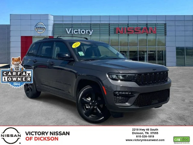 Used 2023 Gray Jeep Limited image 1