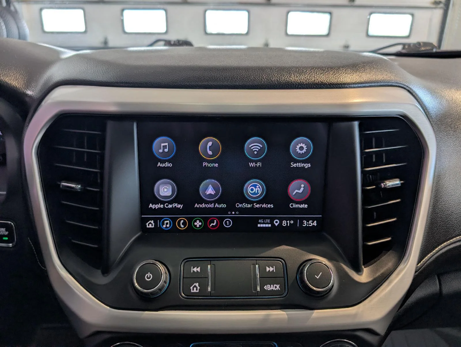 Used 2023 Ebony Twilight Metallic GMC SLE image 23