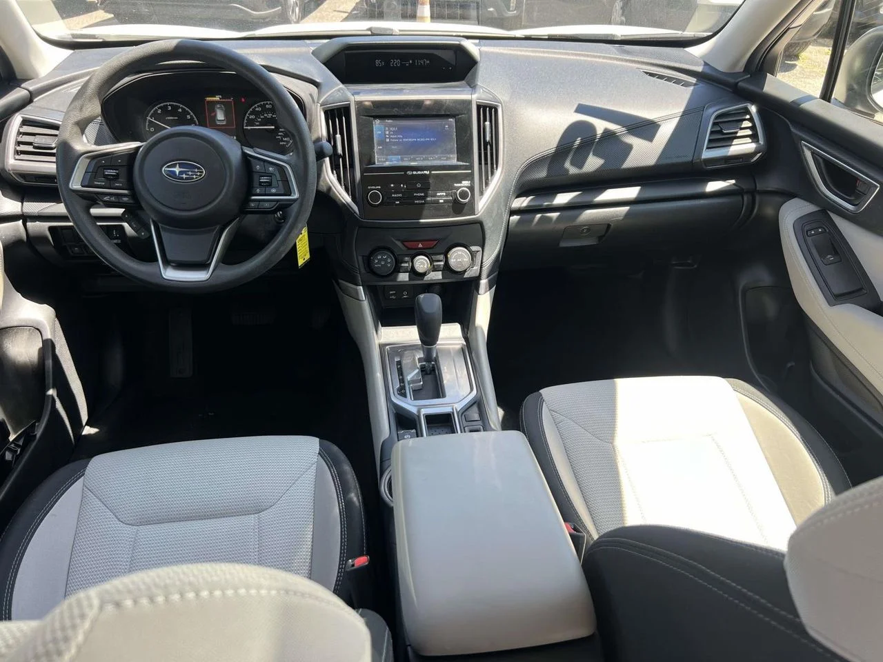 Used 2023 Crystal White Pearl Subaru Base image 18