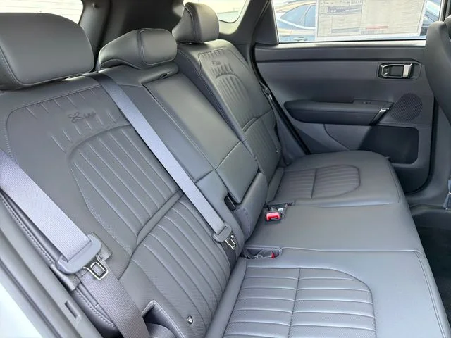 New 2027 White Kia X-Line S image 24
