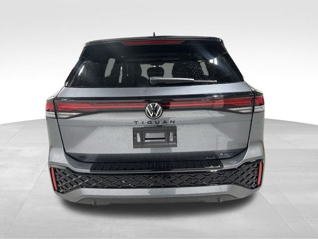 New 2026 Gray Volkswagen 2.0T SE R-Line Black image 5