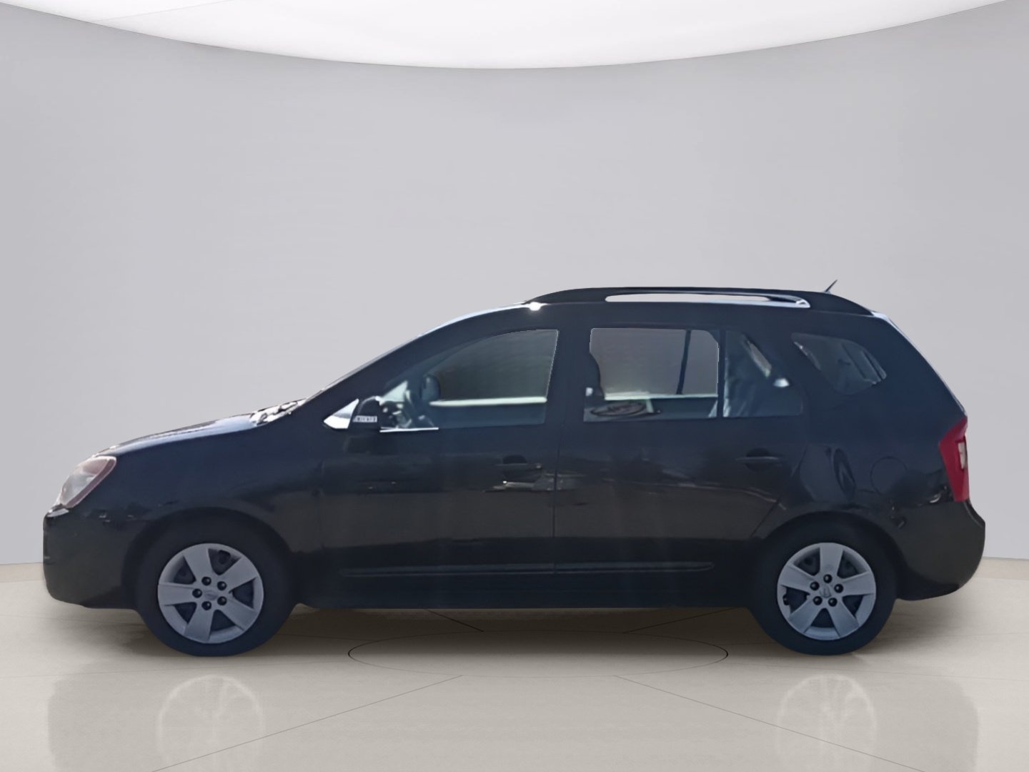Used 2010 Black Kia LX image 2
