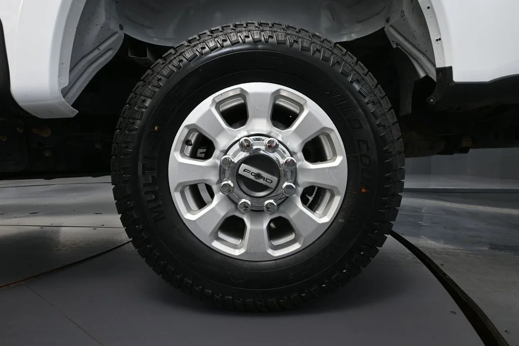 2023 Ford F-250 Super Duty XLT - Photo 14