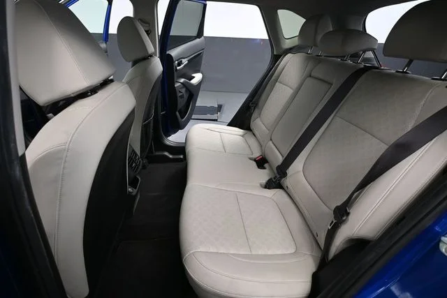 Used 2021 Blue Kia SX image 33