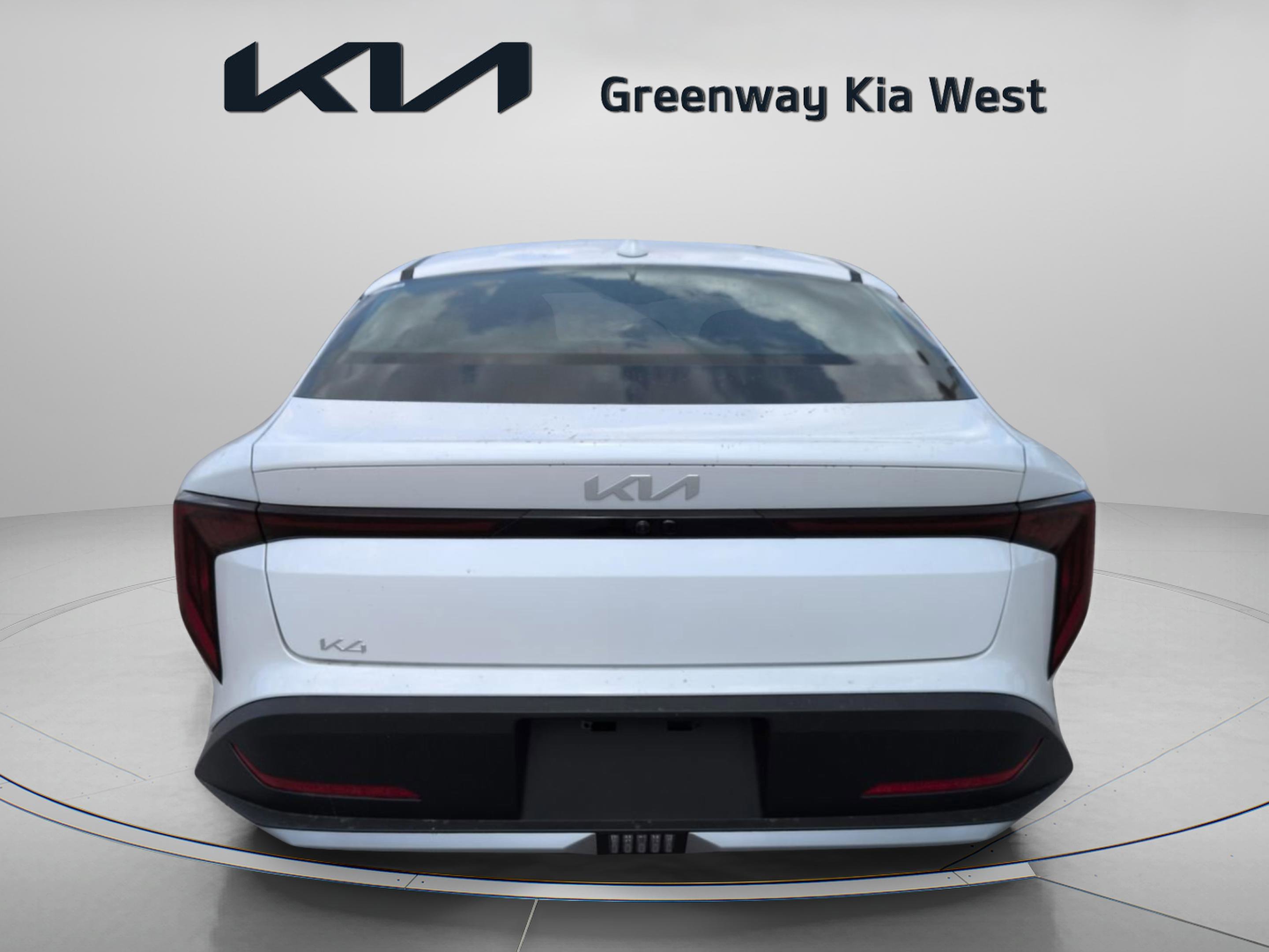 New 2026 Snow White Pearl Kia LXS image 7