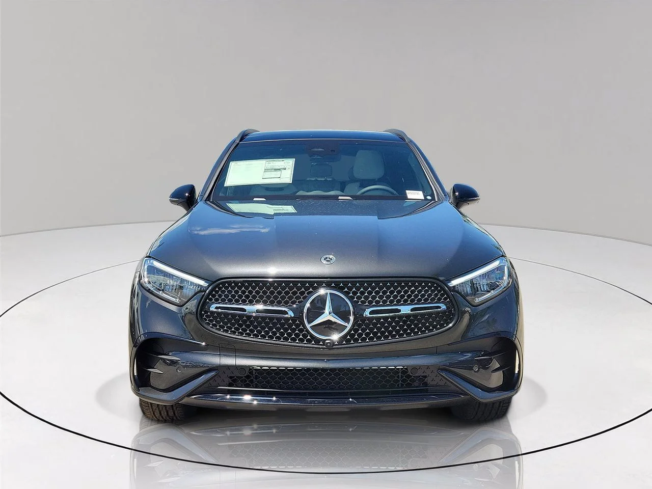 New 2027 Graphite Grey Metallic Mercedes-Benz GLC 300 image 2