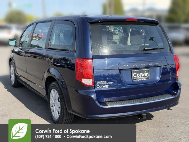 Used 2015 True Blue Pearlcoat Dodge AVP image 14