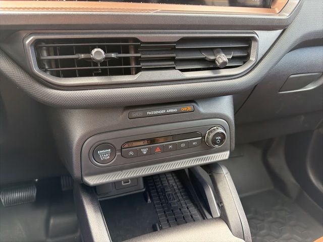 Used 2025 Gray Ford Outer Banks image 18