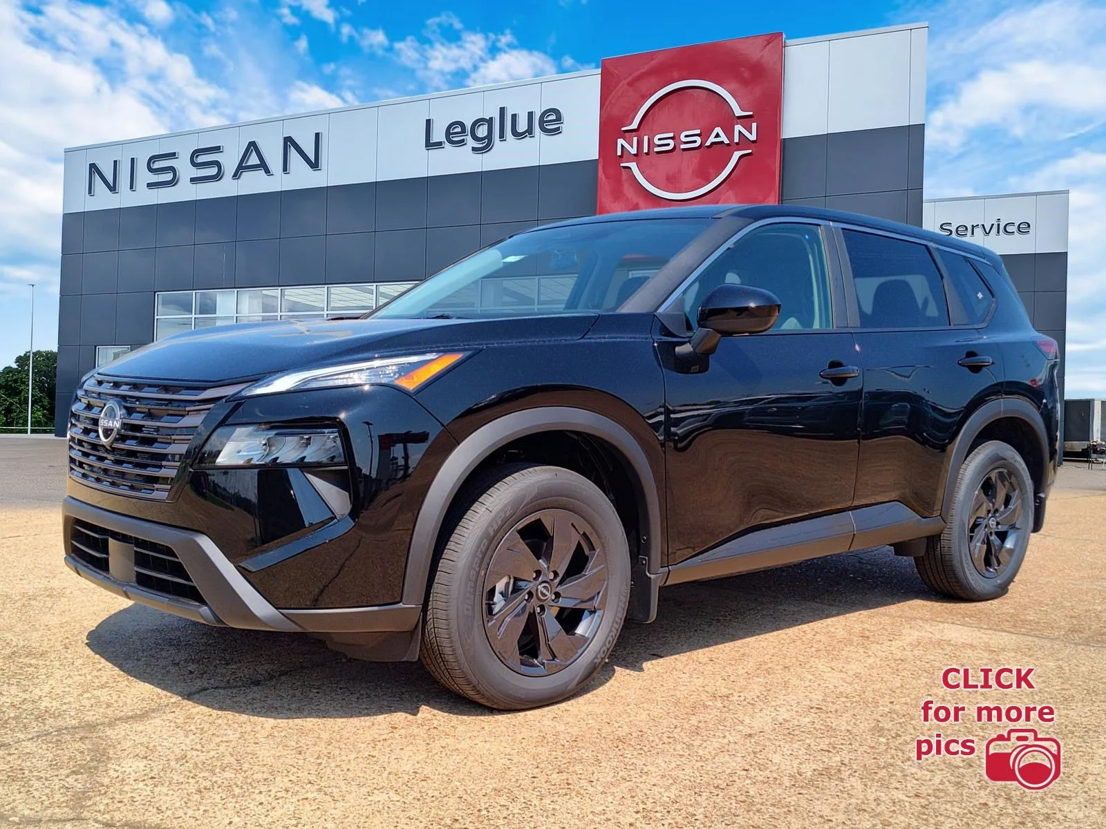 2026 Nissan Rogue SV