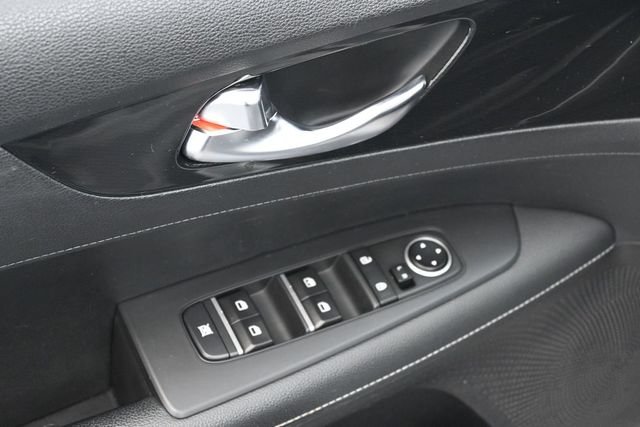 Used 2023 Gray Kia GT-Line image 12