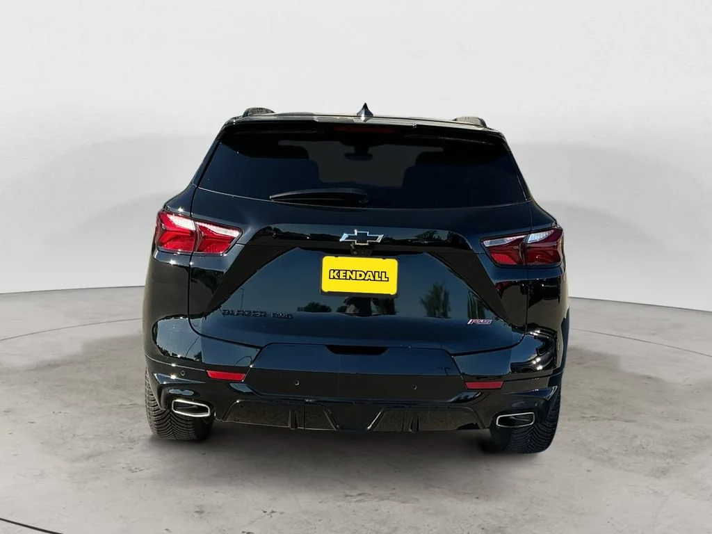 Used 2022 Black Chevrolet RS image 6