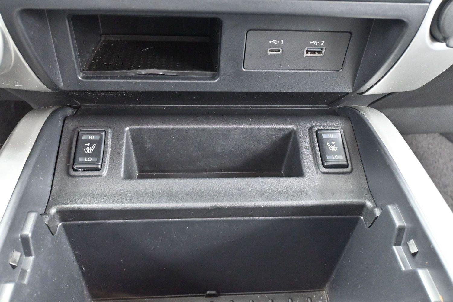 Used 2020 Super Black Nissan SV image 25