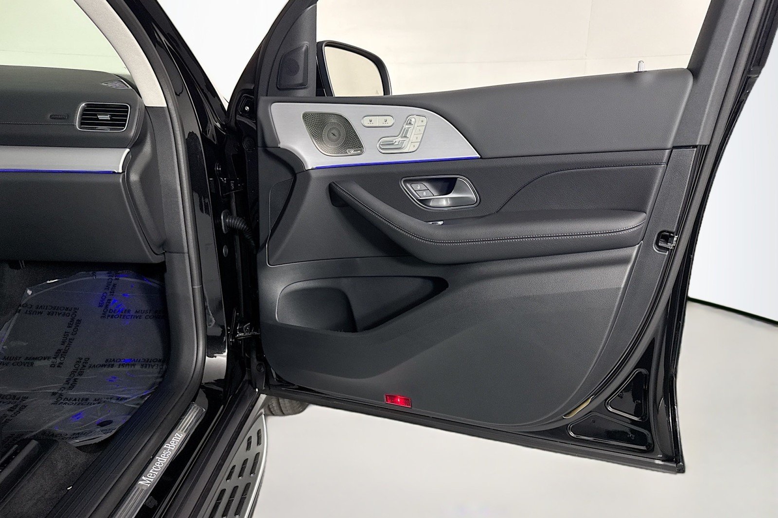 New 2026 Obsidian Black Metallic Mercedes-Benz GLS 450 4MATIC® SUV image 24