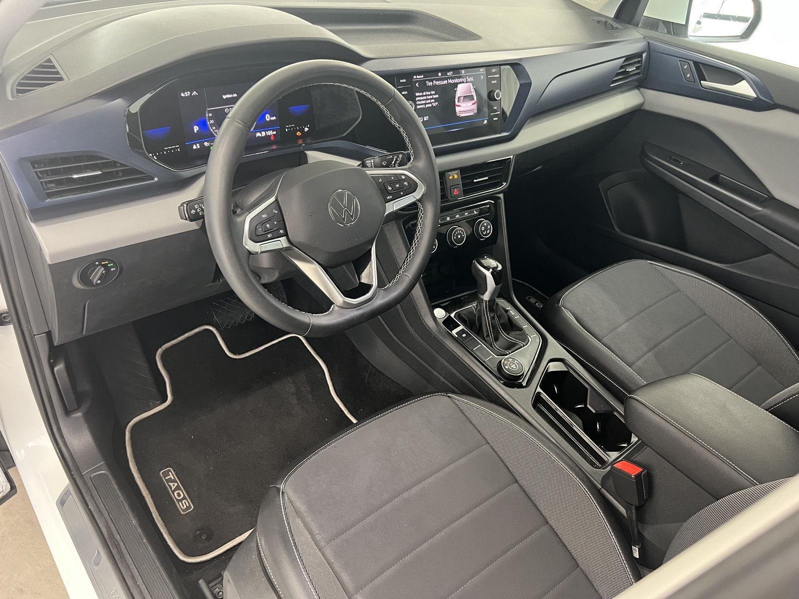 2023 Volkswagen Taos SE - Photo 13