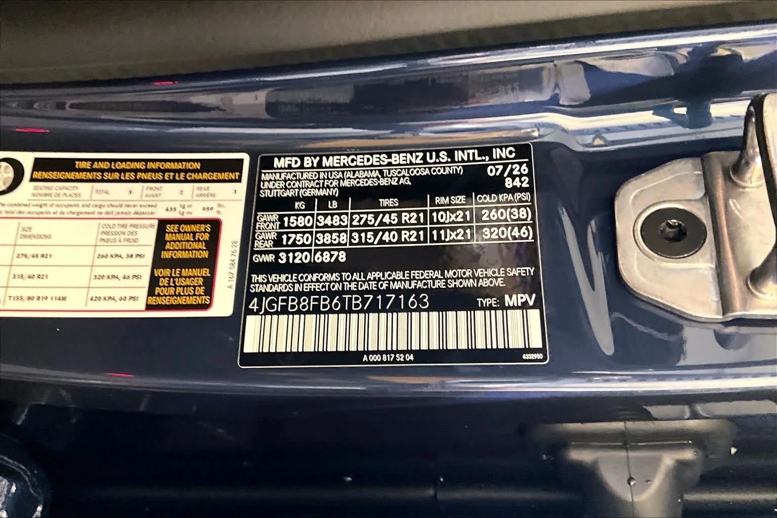 New 2026 Twilight Blue Metallic Mercedes-Benz GLE 580 image 12