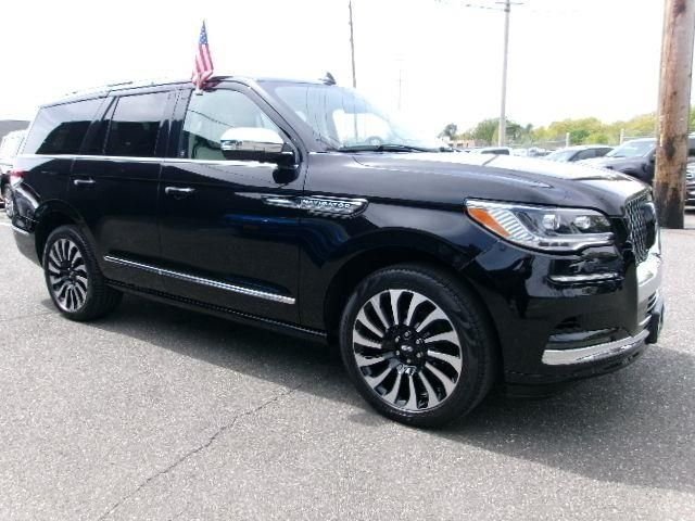 Certified Used 2023 Infinite Black Metallic Lincoln Black Label image 3