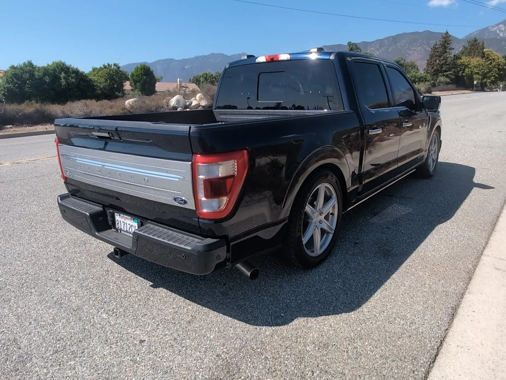 Used 2022 Blue Metallic Ford Limited image 9