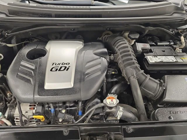 Used 2016 Ultra Black Hyundai Turbo image 32