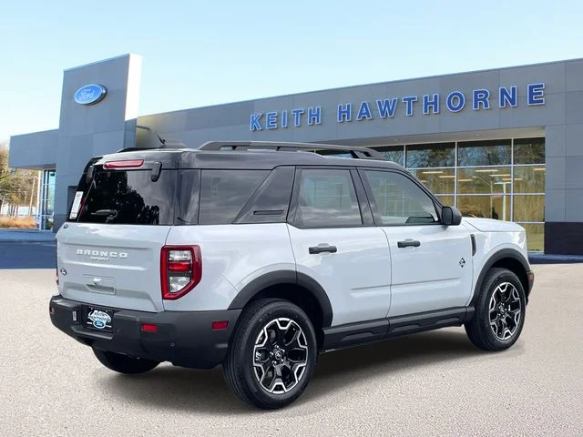 New 2026 Space White Metallic Ford Outer Banks® image 6