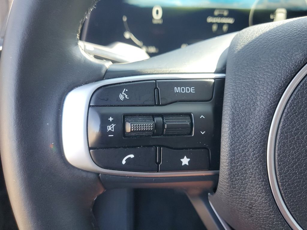 Used 2024 Black Kia SX image 16