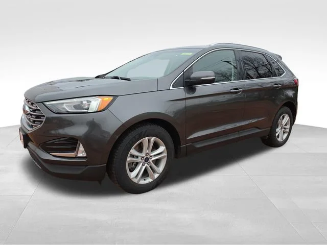 Used 2019 Gray Ford SEL image 1