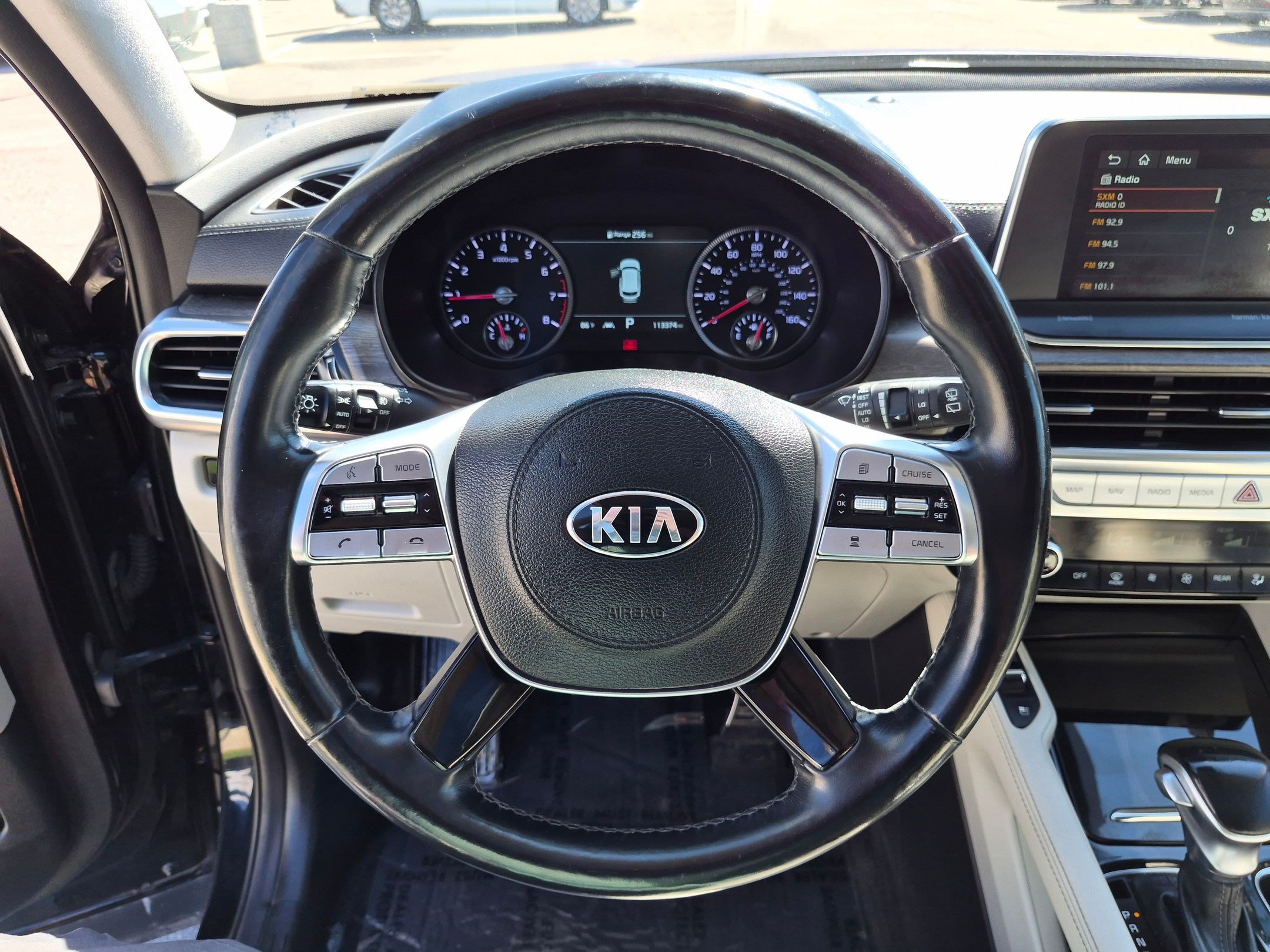 Used 2020 Ebony Black Kia SX image 16