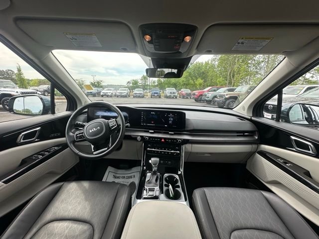 Used 2024 Blue Kia SX image 2