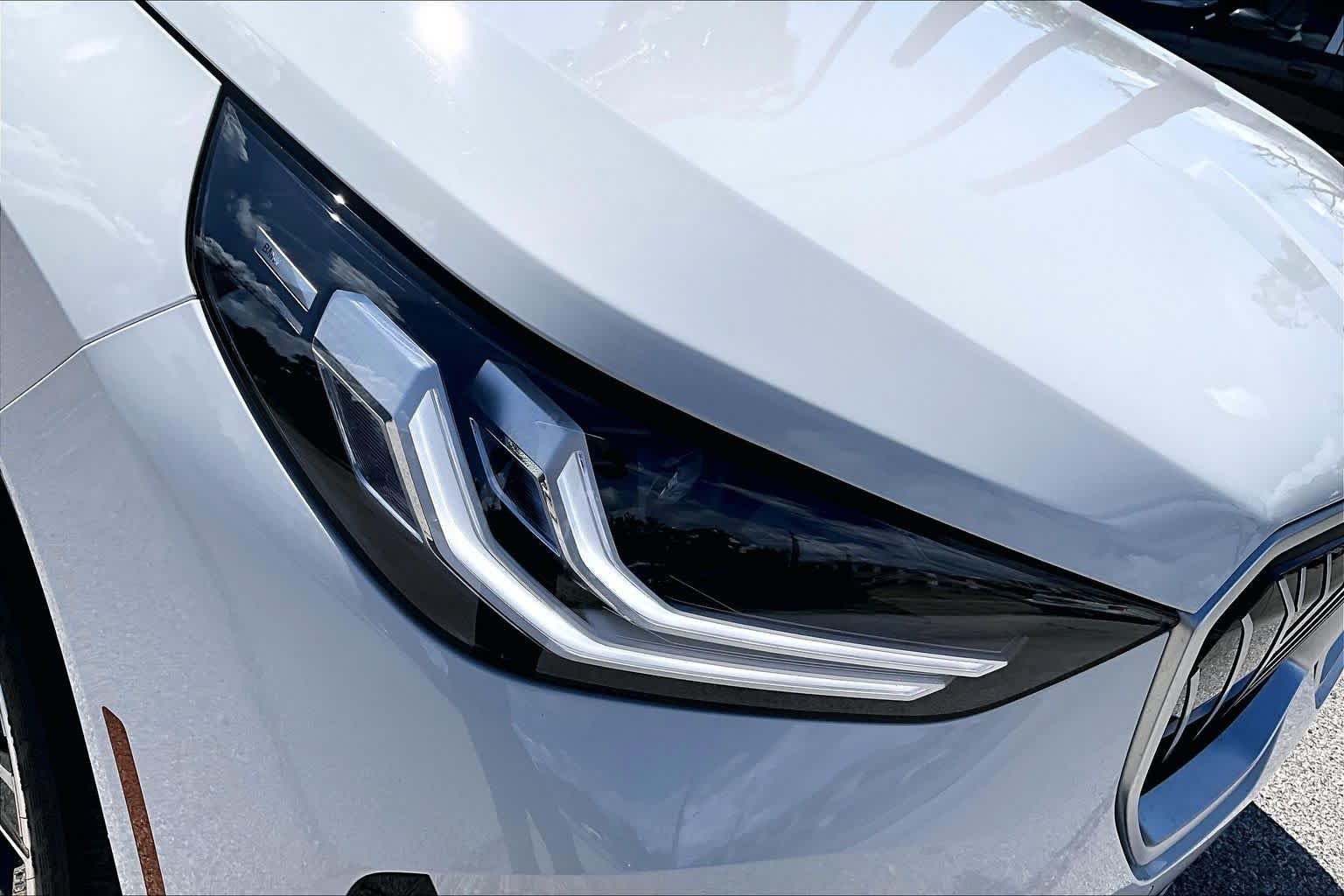 Used 2026 Alpine White BMW 30 xDrive image 26