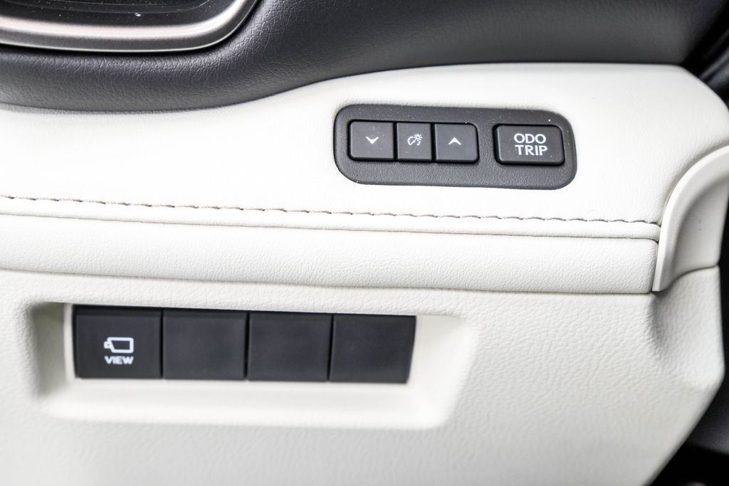 Used 2026 Silver Lexus 350 F SPORT image 41