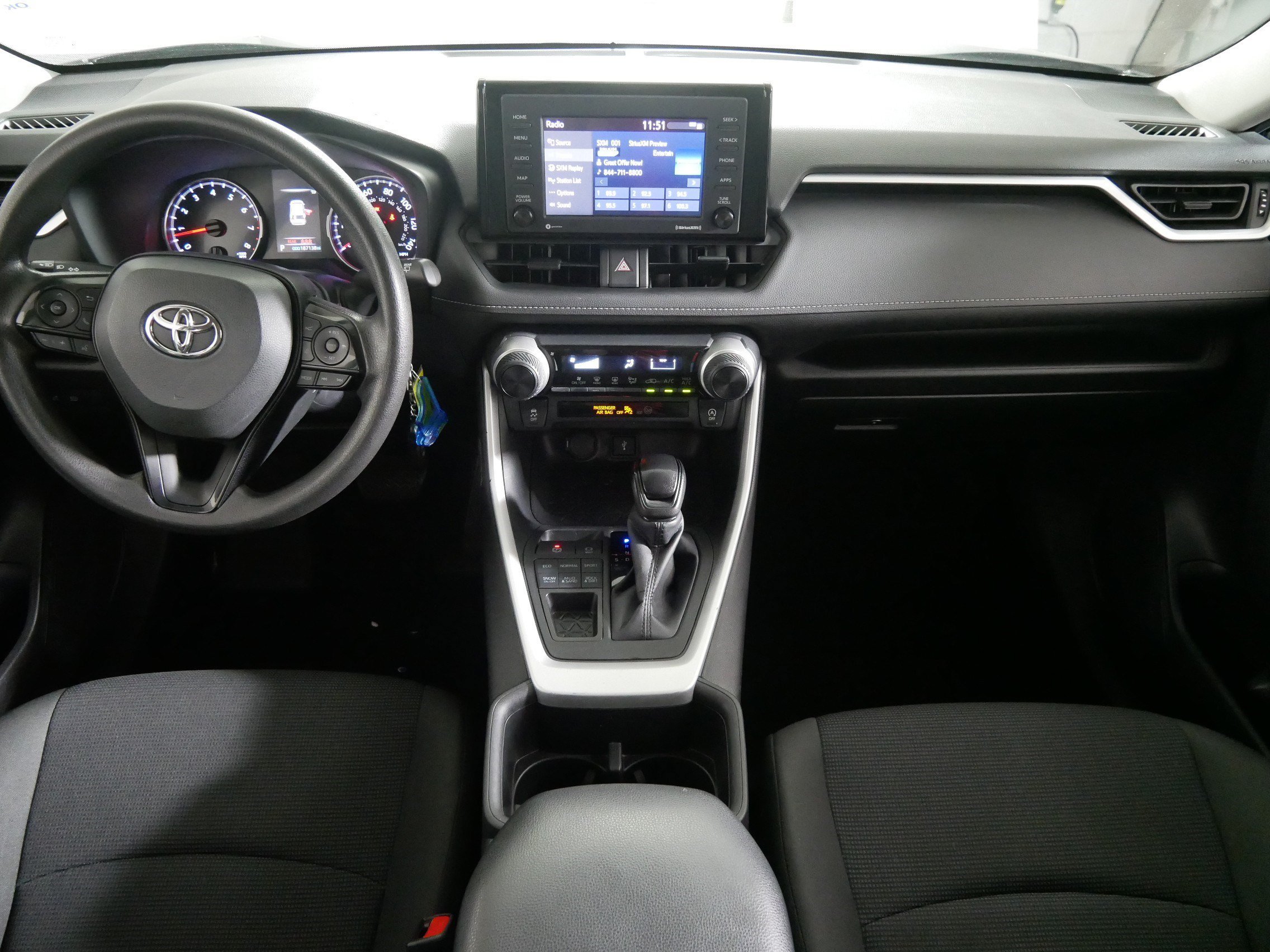 Used 2022 Gray Toyota LE image 10