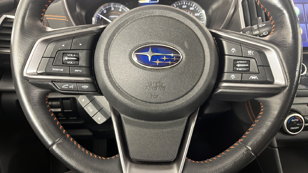 Used 2019 Khaki Subaru 2.0i Limited image 25
