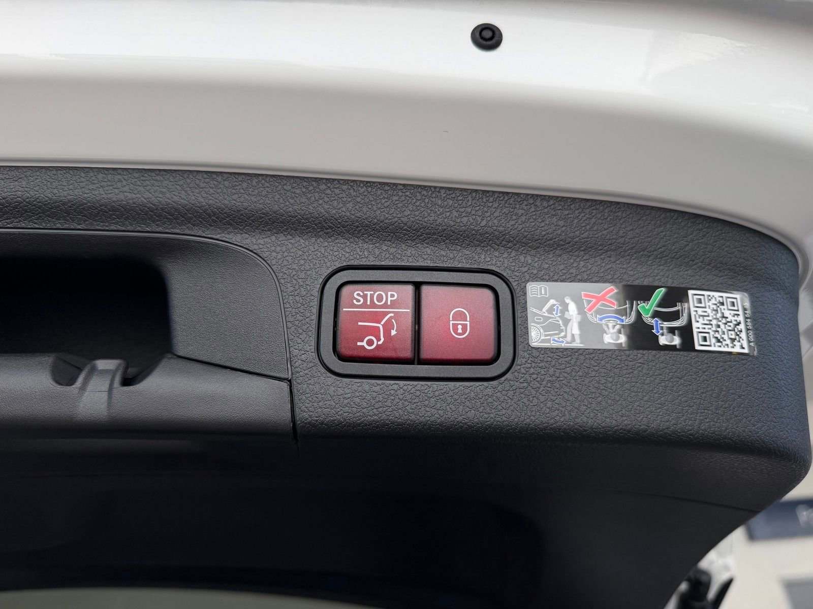 New 2026 Polar White Mercedes-Benz GLE 350 image 46