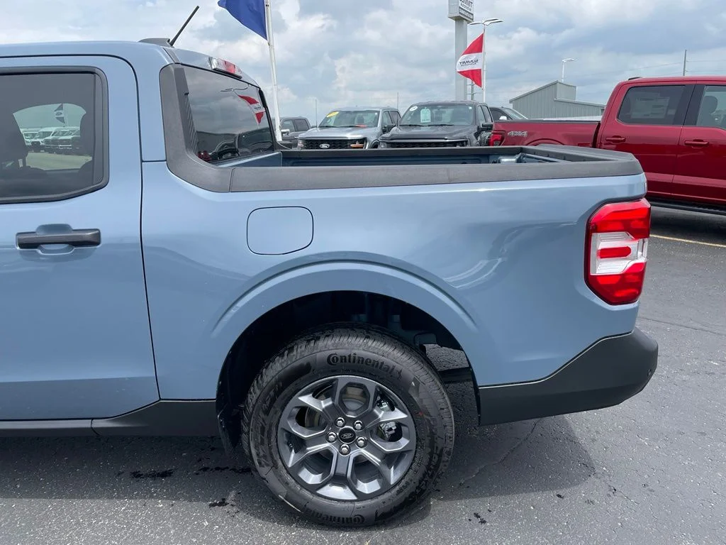New 2026 Azure Gray Metallic Tri-Coat Ford XLT image 30