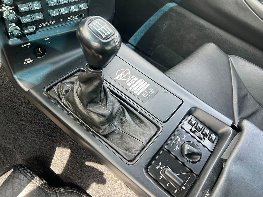 1995 Chevrolet Corvette - Photo 28