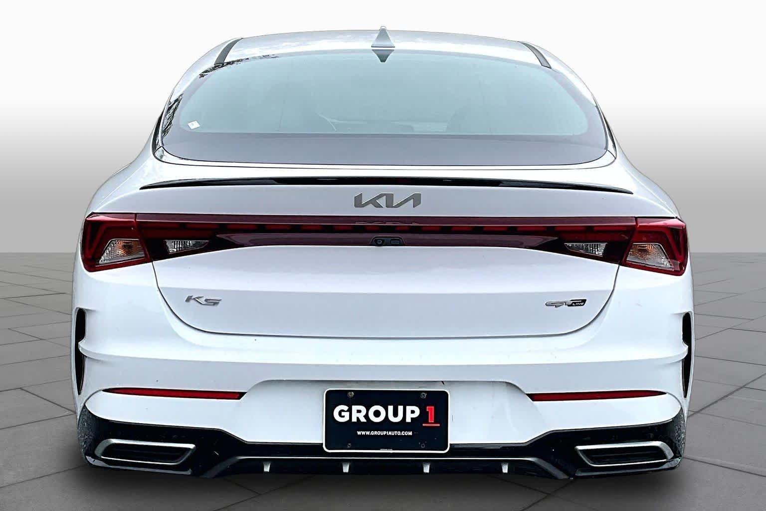 Used 2022 Glacial White Pearl Kia GT-Line image 5