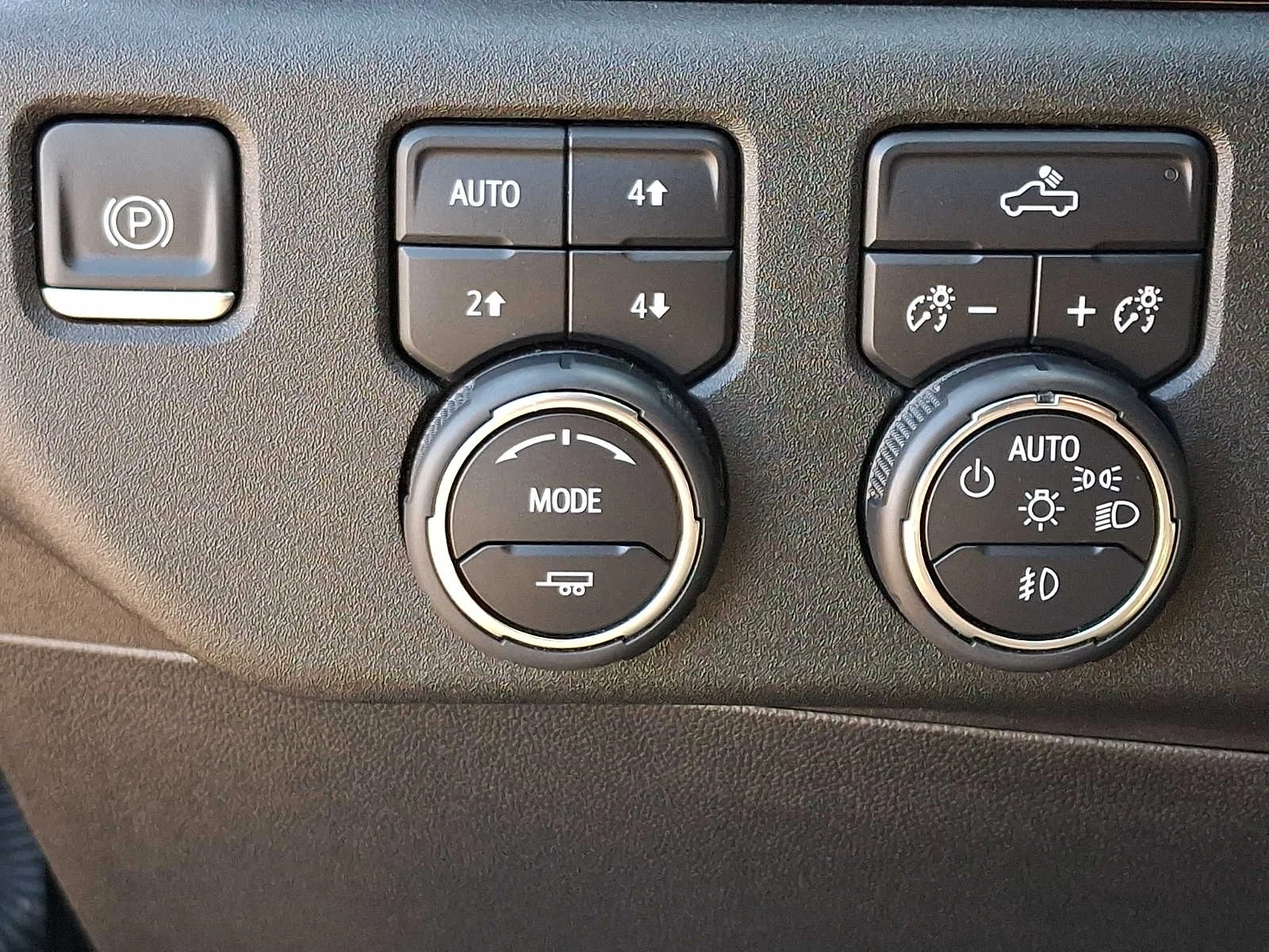 Used 2023 Black Chevrolet RST image 24