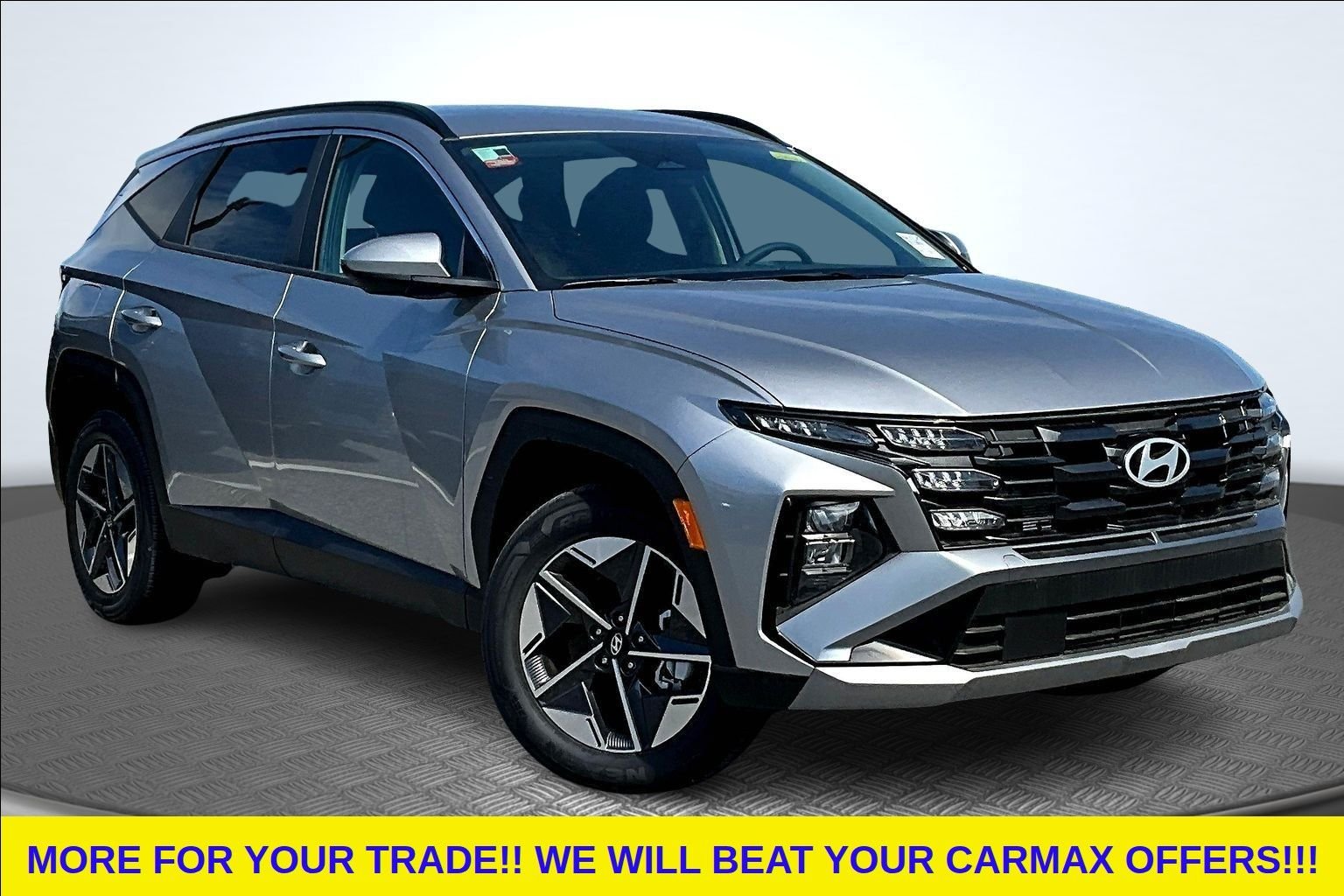 New 2026 Silver Hyundai SEL image 2