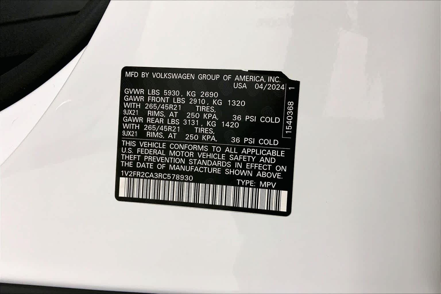 Used 2024 Opal White Pearl Volkswagen 2.0T SEL Premium R-Line image 36