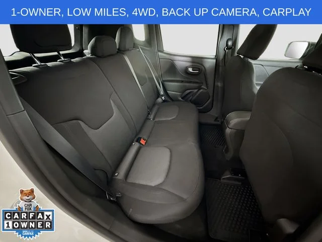 Used 2023 White Jeep Latitude image 25