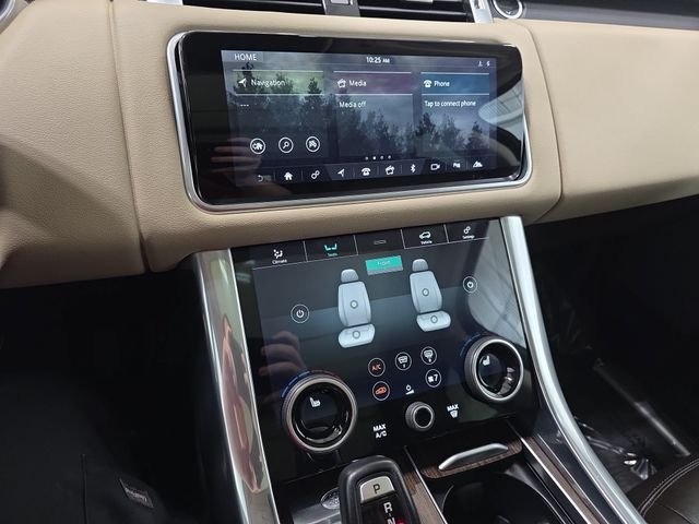 Used 2019 Blue Land Rover HSE image 19