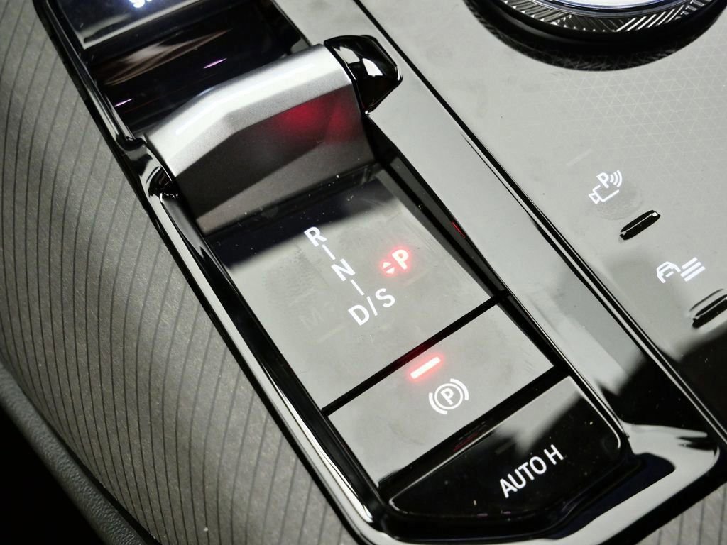 Used 2026 Black Sapphire Metallic BMW 30 xDrive image 46