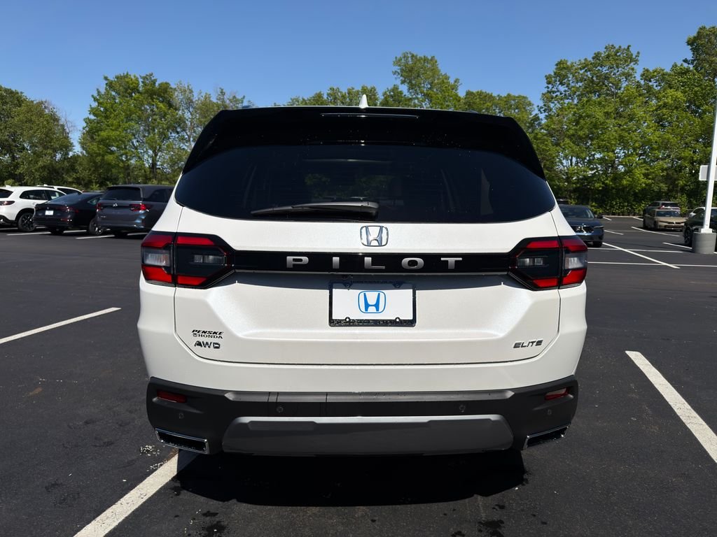 New 2026 Platinum White Pearl Honda Elite image 4