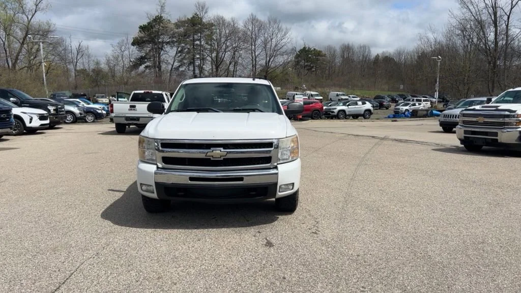 Used 2009 Chevrolet Silverado 1500 1LT with VIN 1GCEK29J59Z190913 for sale in Howell, MI